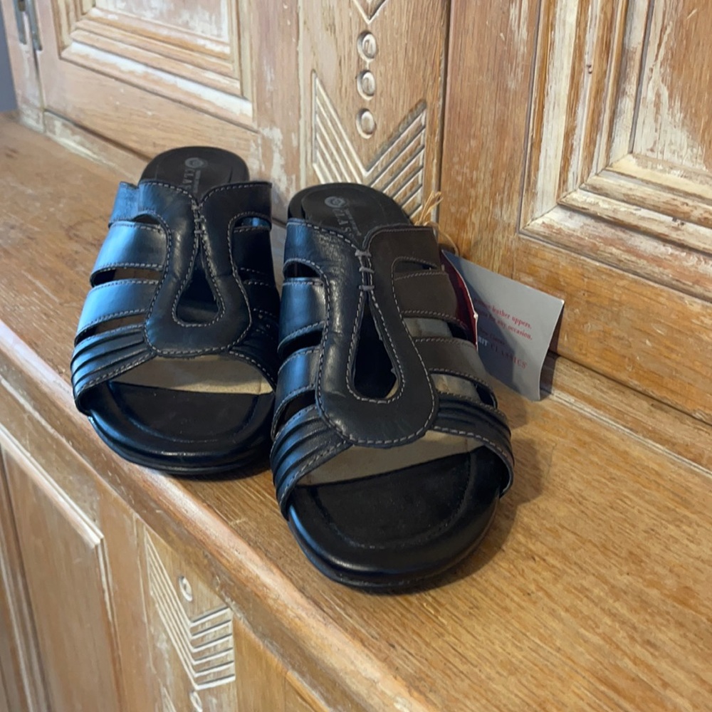 Earth Spirt slide ons